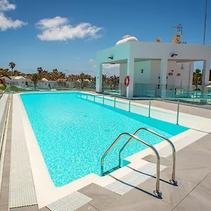 Cooee Taimar Hotel